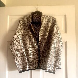 Animal print reversible jacket size XL.